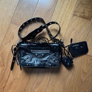 BALENCIAGA Unisex LA CAGOLE XS